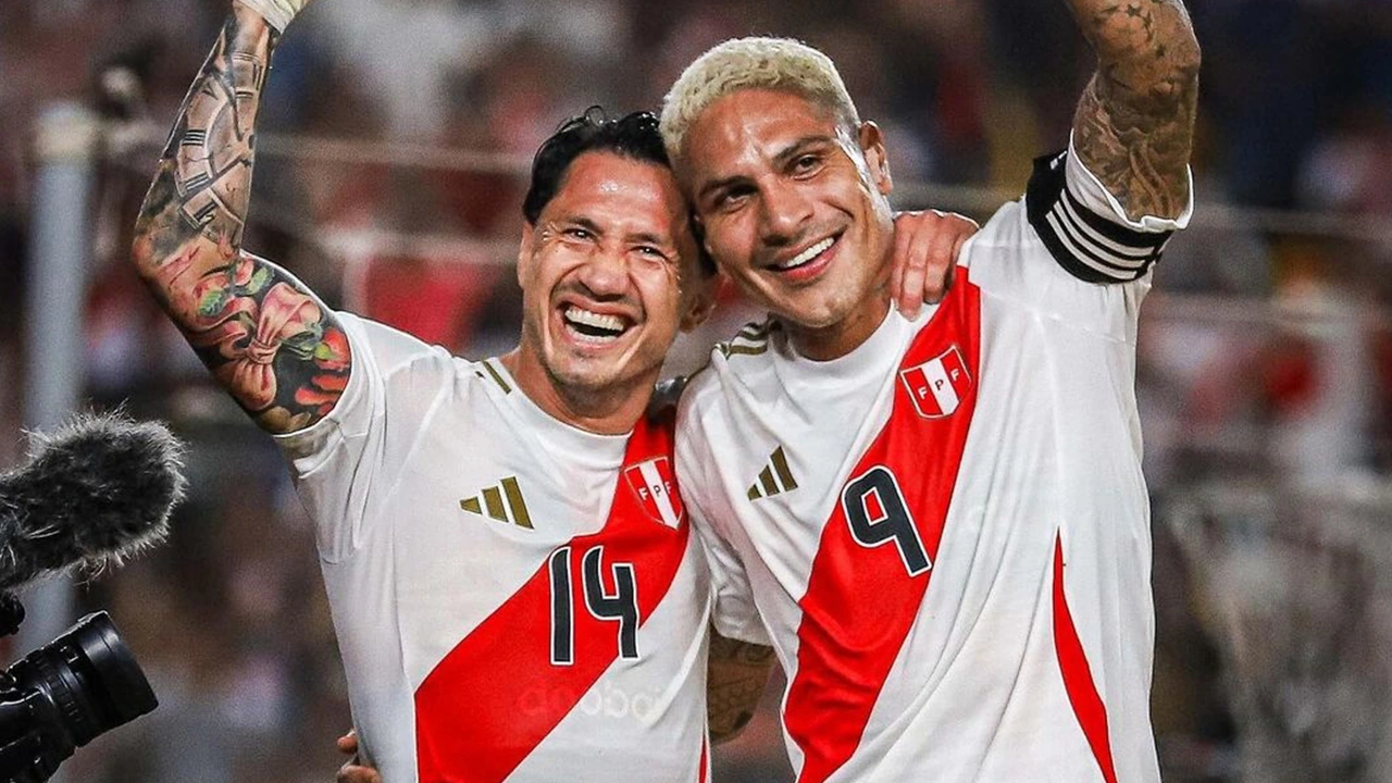 Paolo Guerrero y Gianluca Lapadula