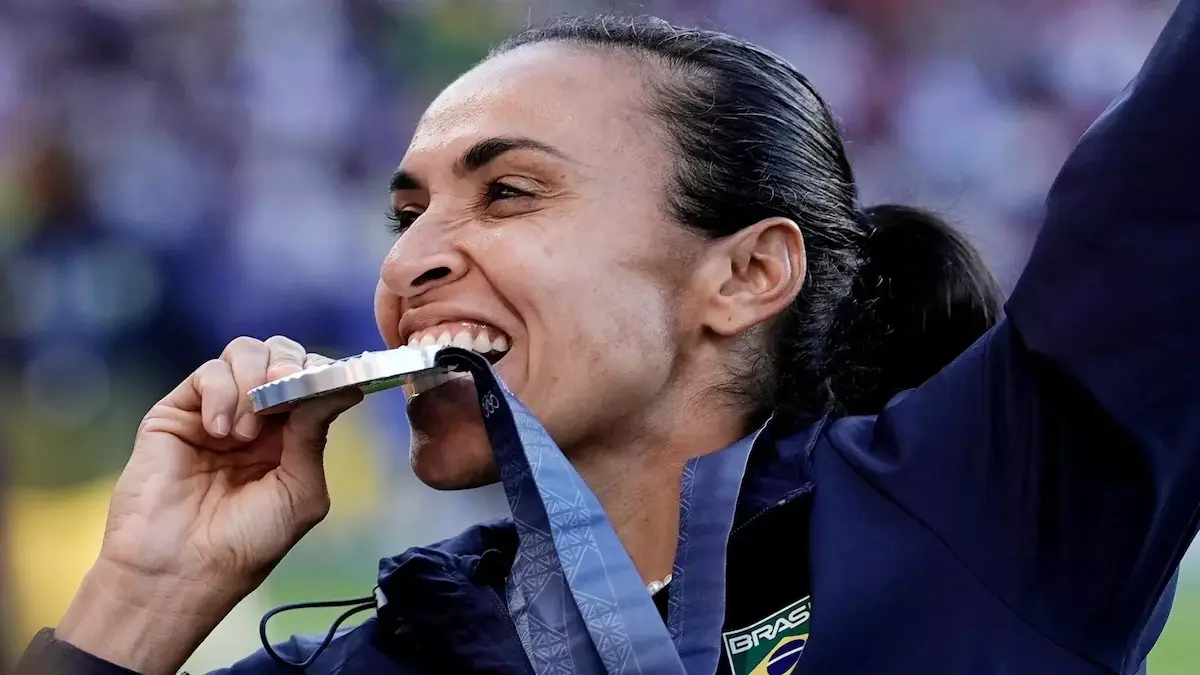 Seleção de futebol feminina levou prata