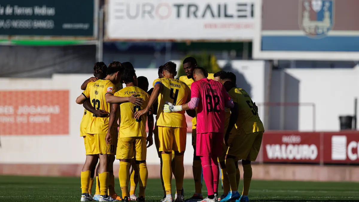 Analisar os plantéis de cada equipa da Liga Portugal 2 para apostar