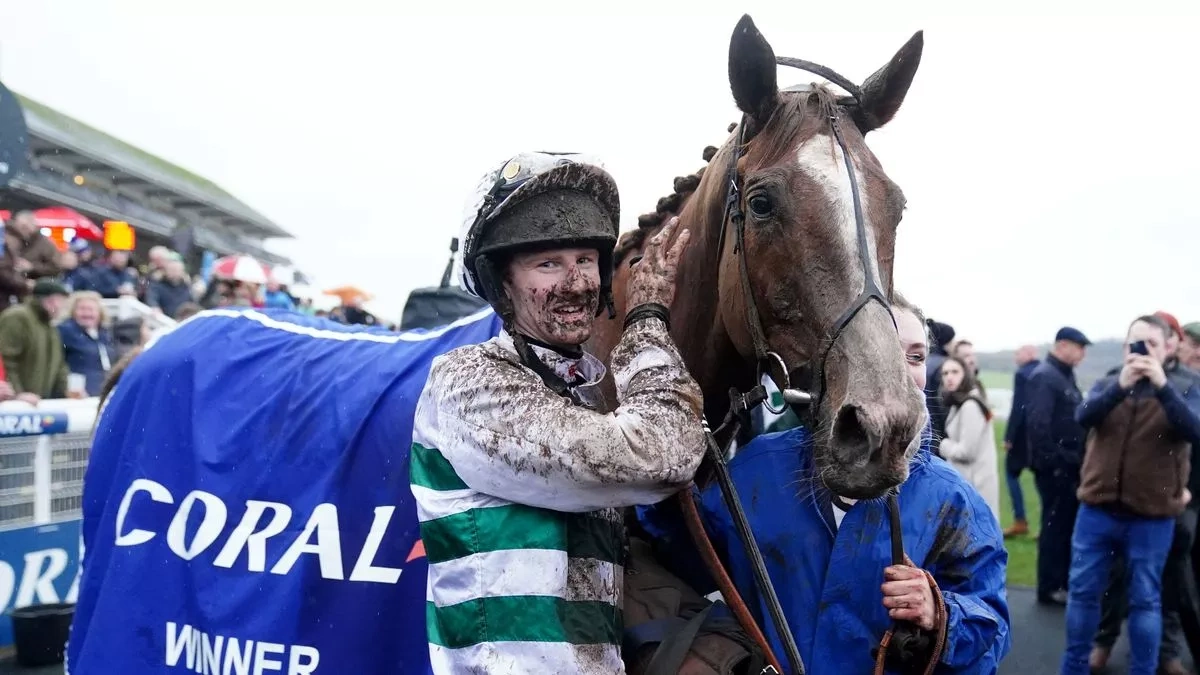 image Welsh Grand National 2024 - Favourites and Outsider Picks