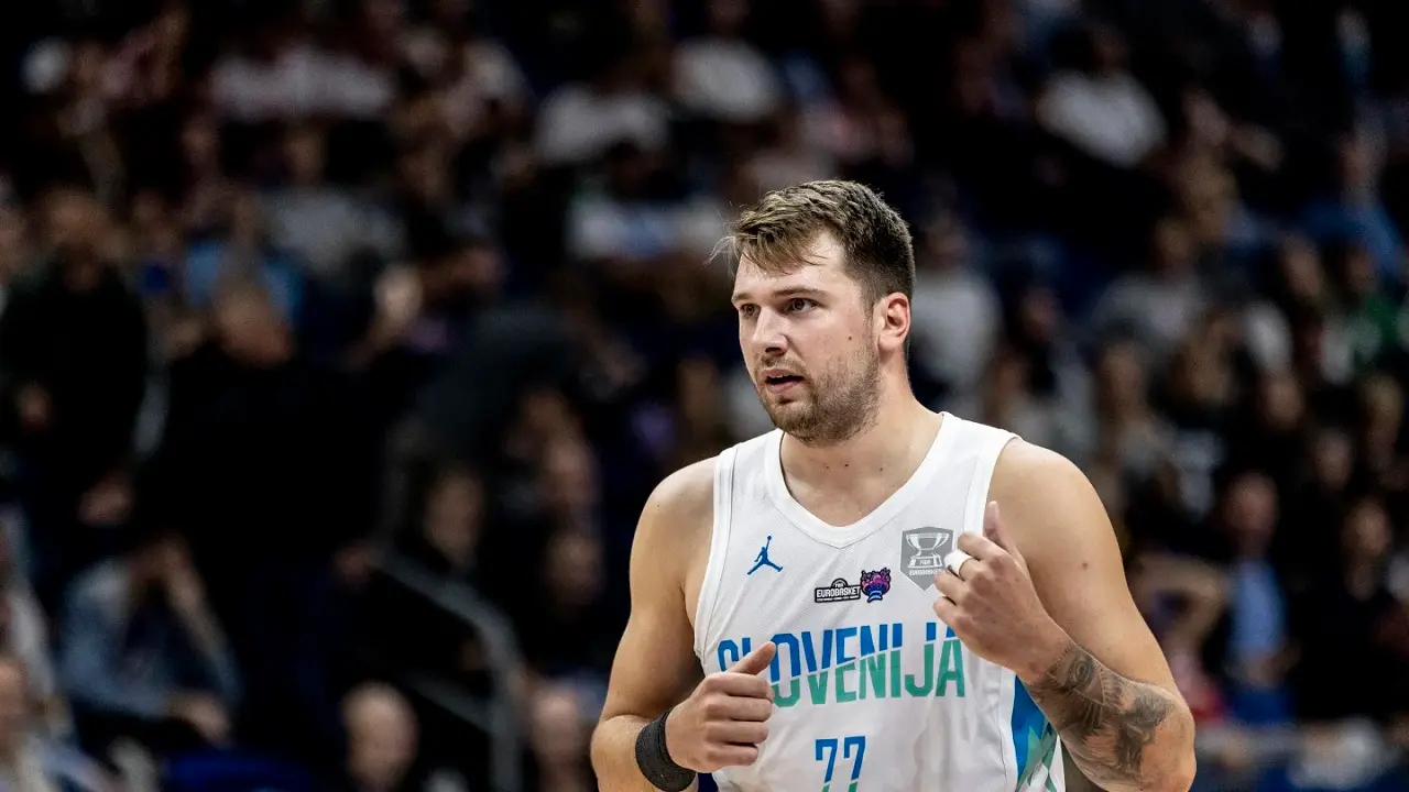 Dia 4 da Copa do Mundo de Basquete: EUA vencem Grécia; Doncic classifica a  Eslovênia