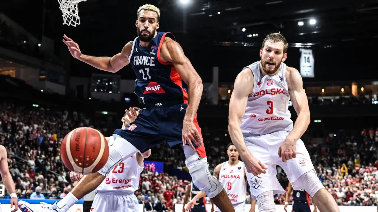 Assistir a um jogo de basquete no Canadá - 2023