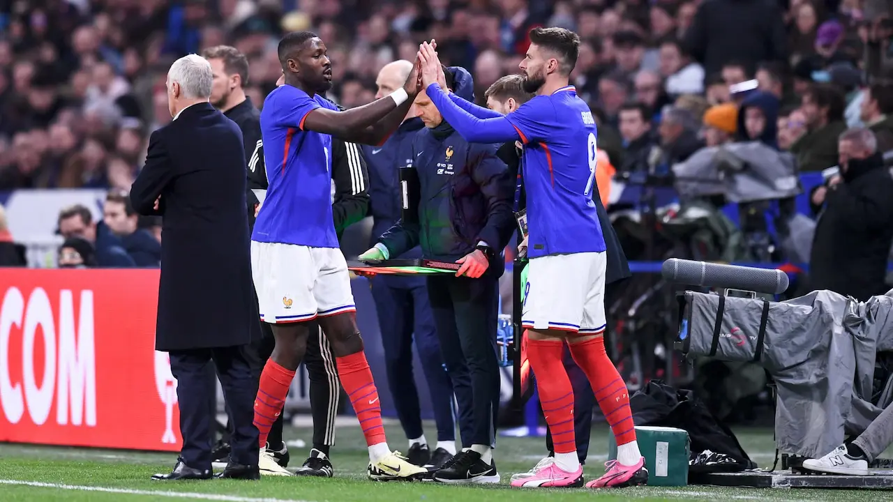 Paris Équipe de France Euro 2024 - Olivier Giroud Marcus Thuram Didier Deschamps