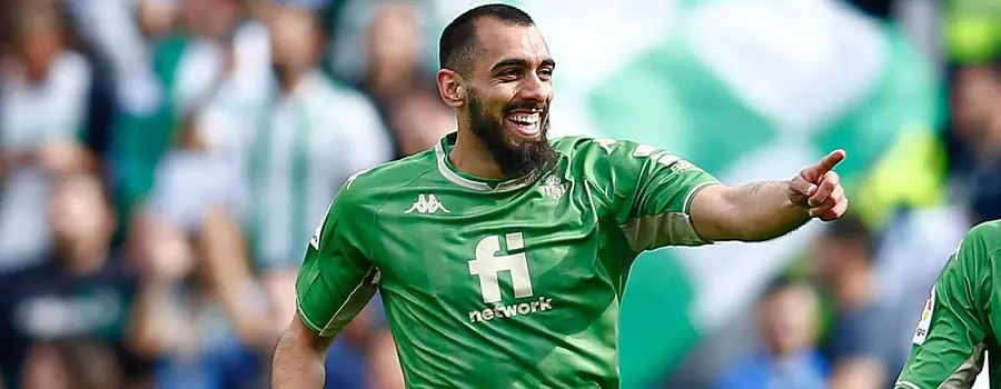 borja-iglesias-of-real-betis