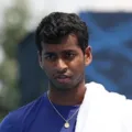 Vignesh Gogineni logo