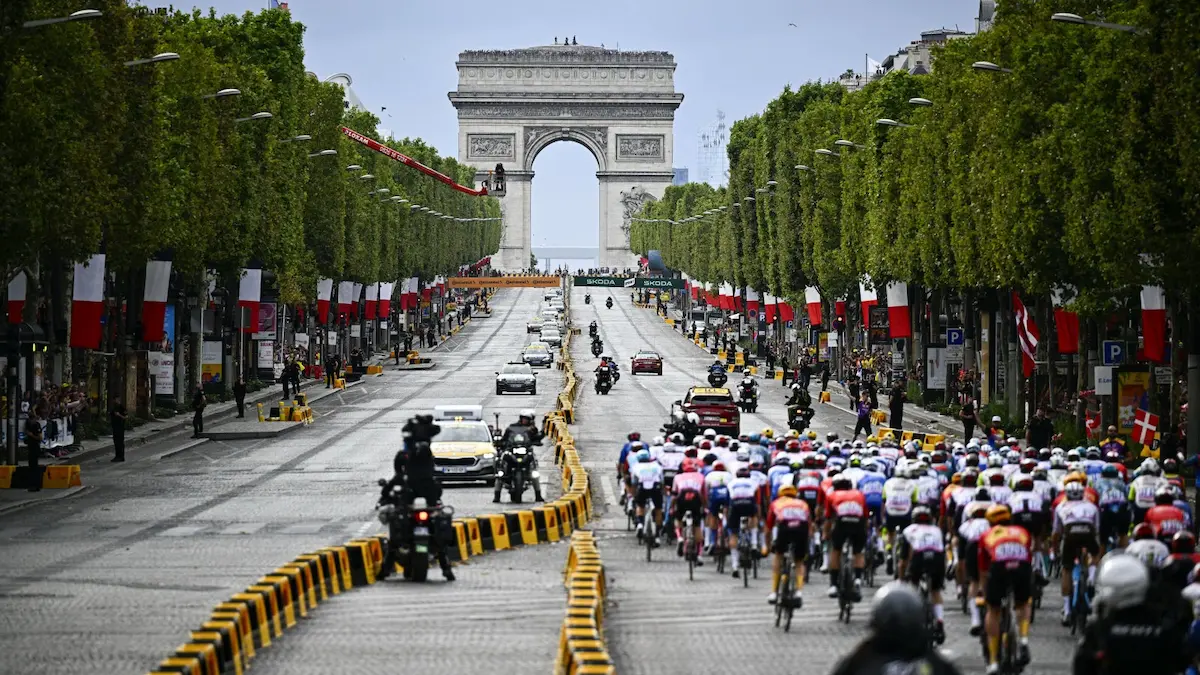 TDF 2025 : retour des Champs-Élysées, derniers enjeux et notre favori pour la dernière étape !