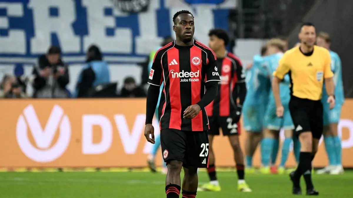 E. Francfort - B. Leverkusen : qu'est-ce qui ne tourne pas rond chez les Aigles ?