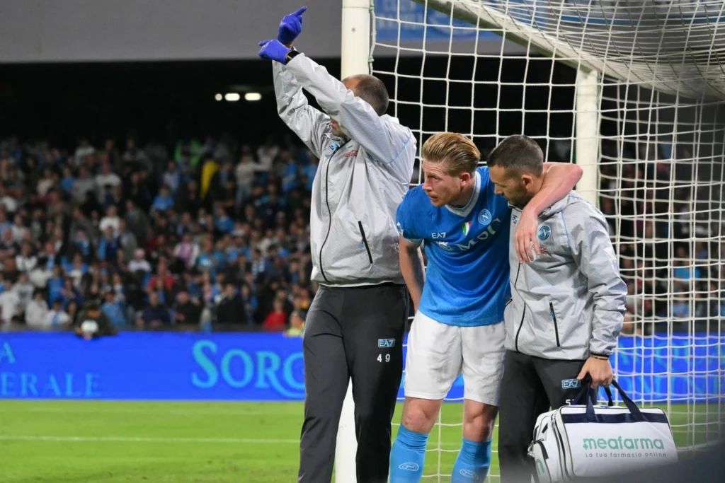 Il Napoli senza mezza squadra contro la Juventus