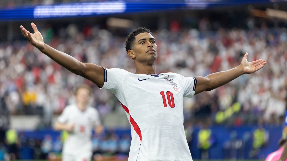 image Jude Bellingham Emulates Maradona to Fire England into World Cup Quarter-Finals