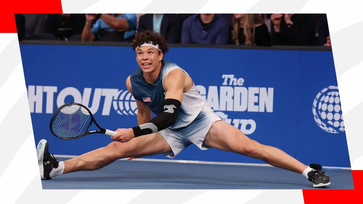 Ben Shelton playing Tennis